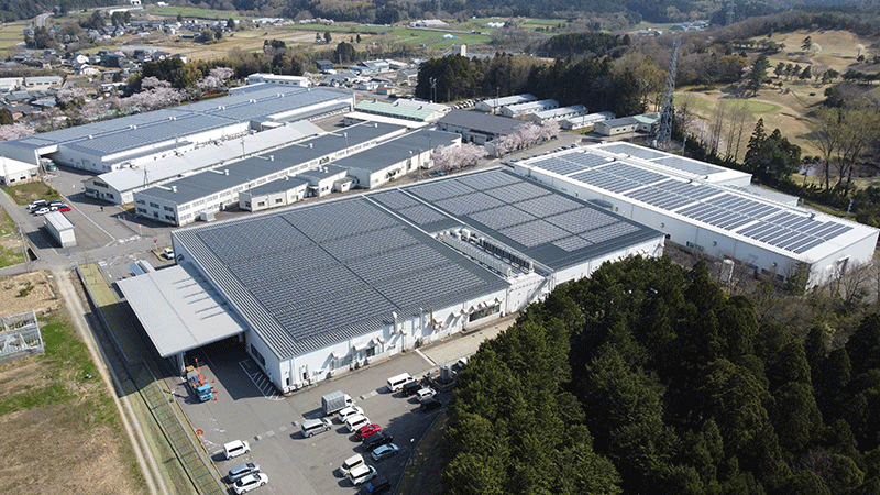Solar panels installed on the roof of Hosorogi Offices 8 and 9
