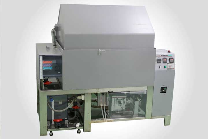 Salt spray tester
